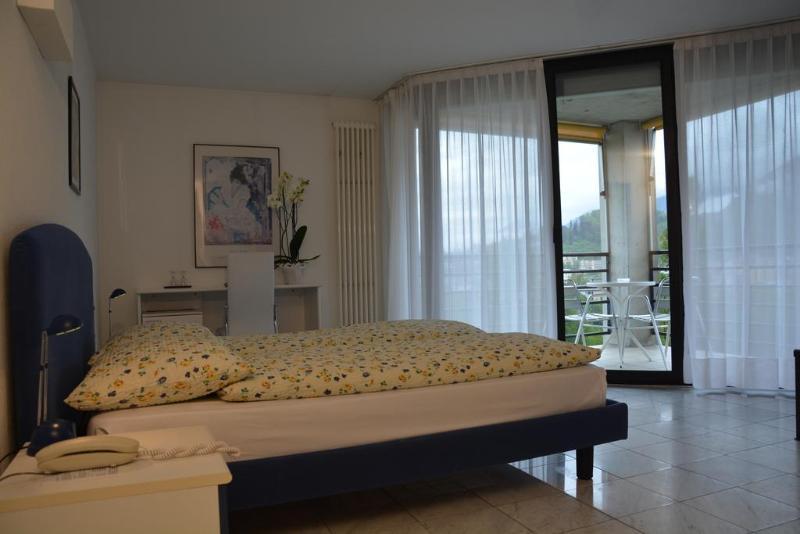 Hotel Nessi Локарно Екстериор снимка