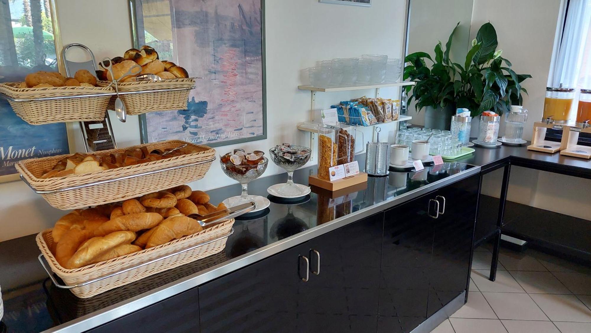 Hotel Nessi Локарно Екстериор снимка