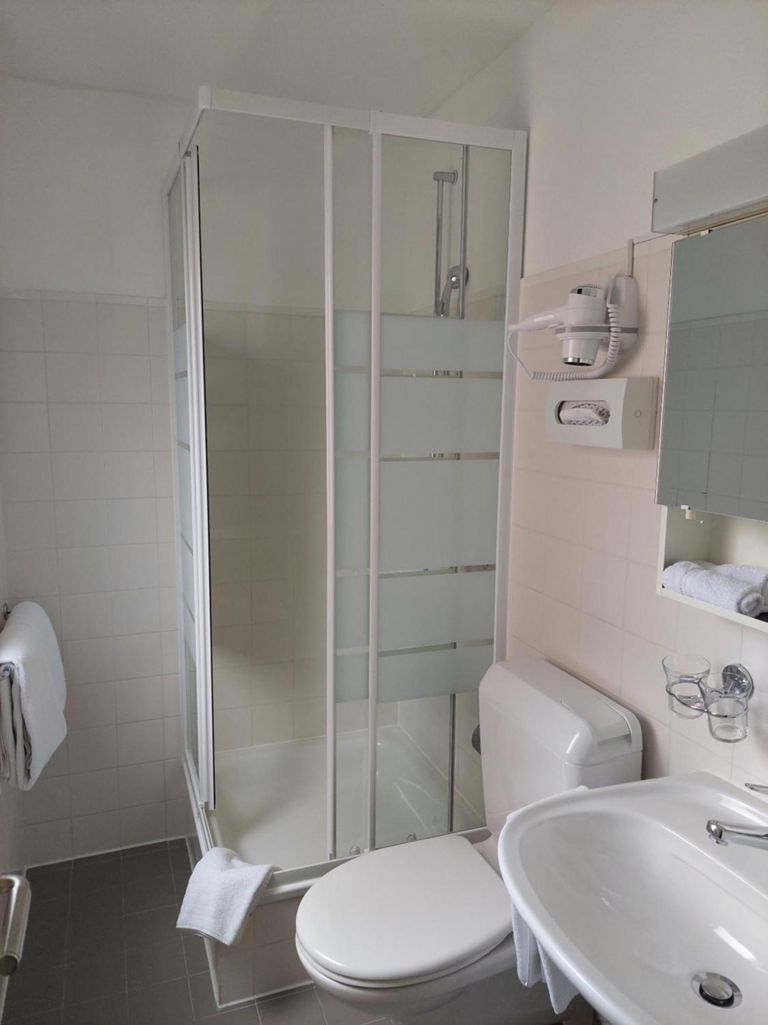 Hotel Nessi Локарно Екстериор снимка