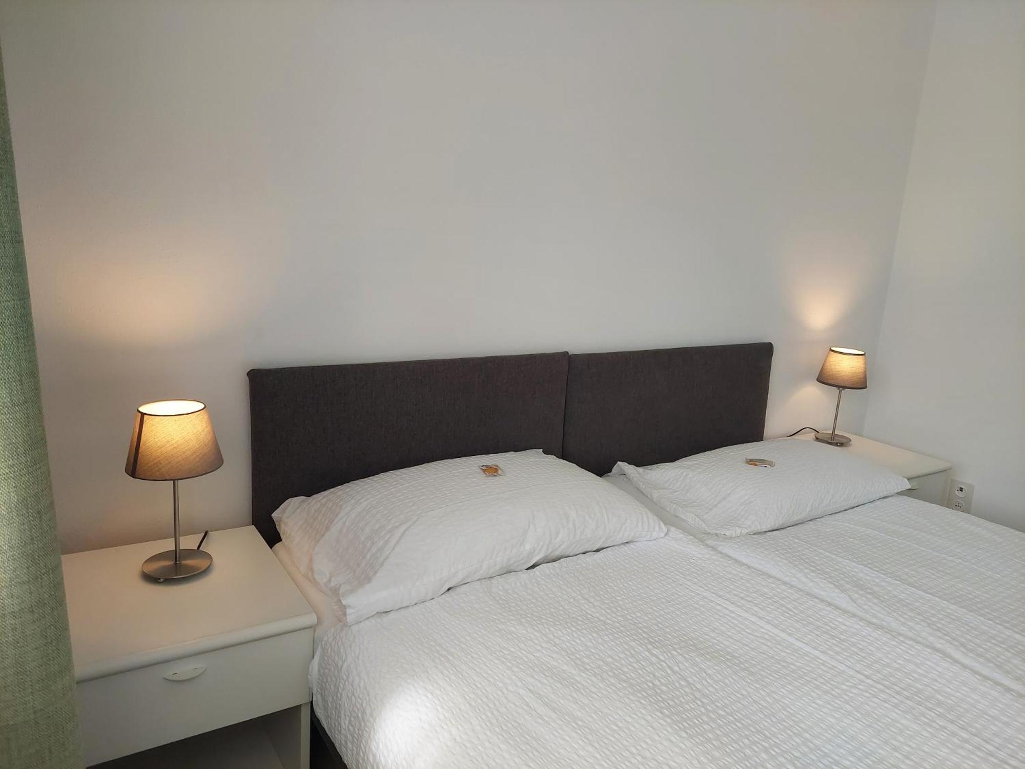 Hotel Nessi Локарно Стая снимка