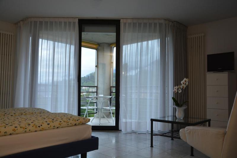 Hotel Nessi Локарно Екстериор снимка