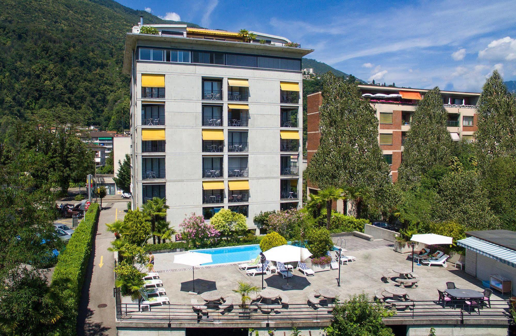 Hotel Nessi Локарно Екстериор снимка